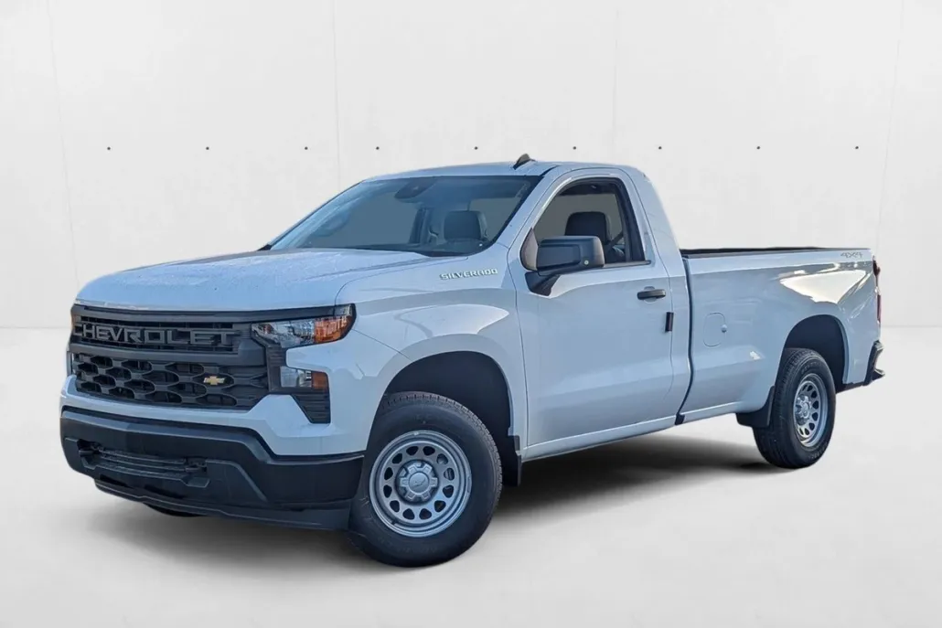 2025 Chevrolet Silverado 1500 photo 1