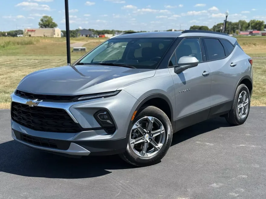 2023 Chevrolet Blazer 2LT photo 1