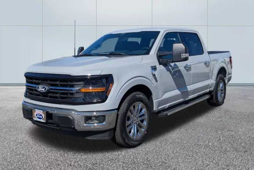 2024 Ford F-150 XLT photo 1