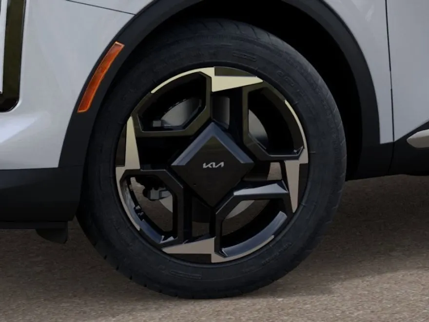 2026 Kia Sportage EX photo 1
