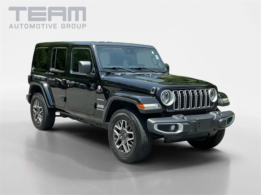 2024 Jeep Wrangler Sahara photo 1