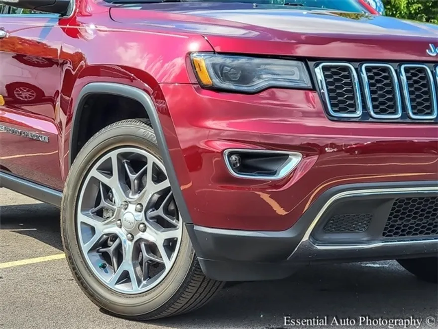 2022 Jeep Cherokee Limited photo 1