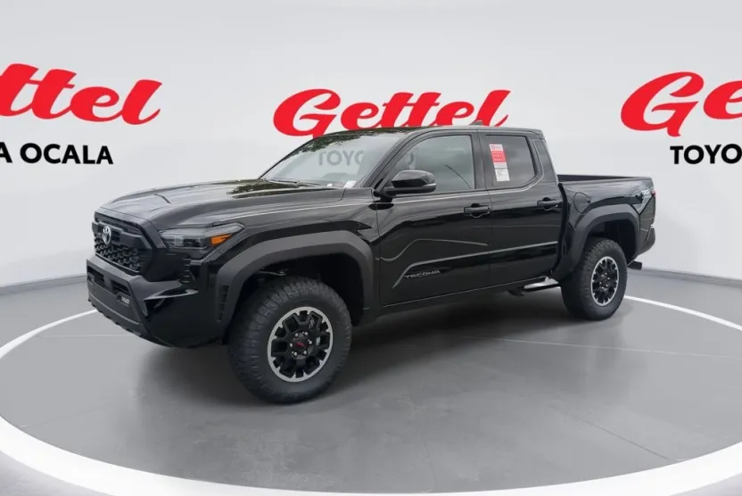 2025 Toyota Tacoma TRD Off-Road photo 1