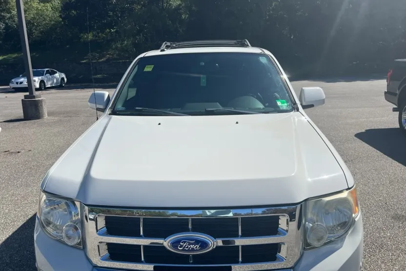 2012 Ford Escape Limited photo 1