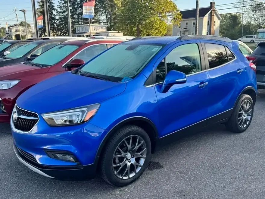 2018 Buick Encore Sport Touring photo 1