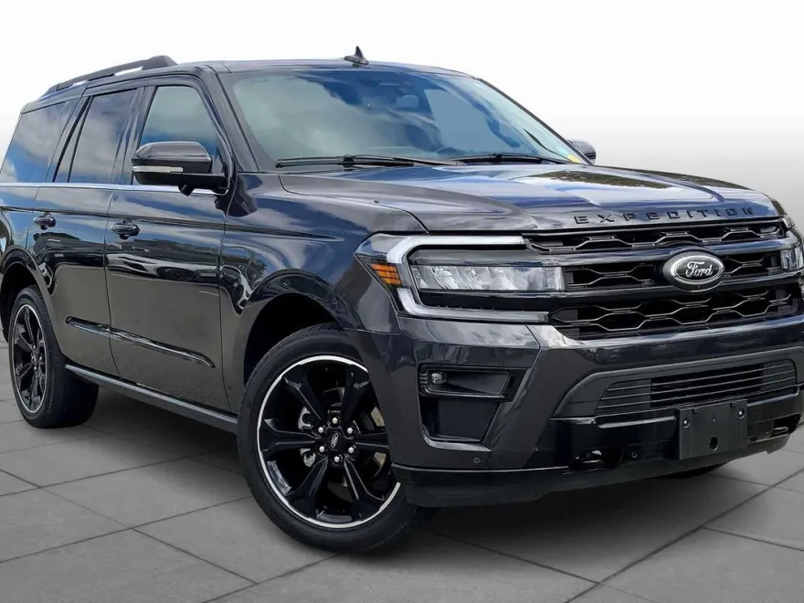 2024 Ford Expedition Limited photo 1