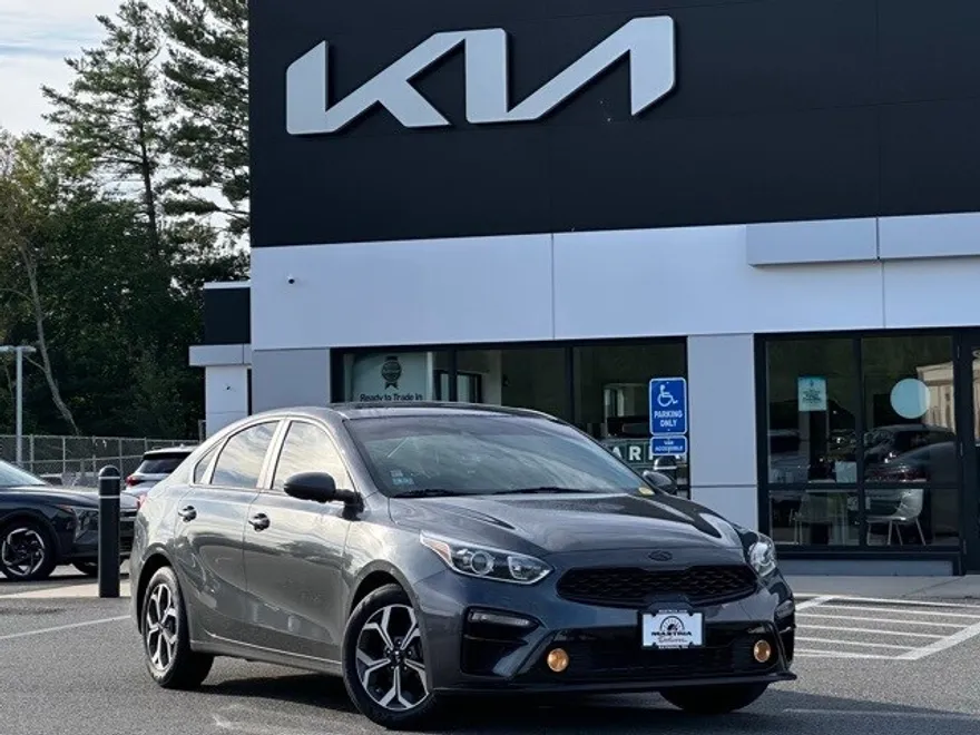 2021 Kia Forte LXS photo 1