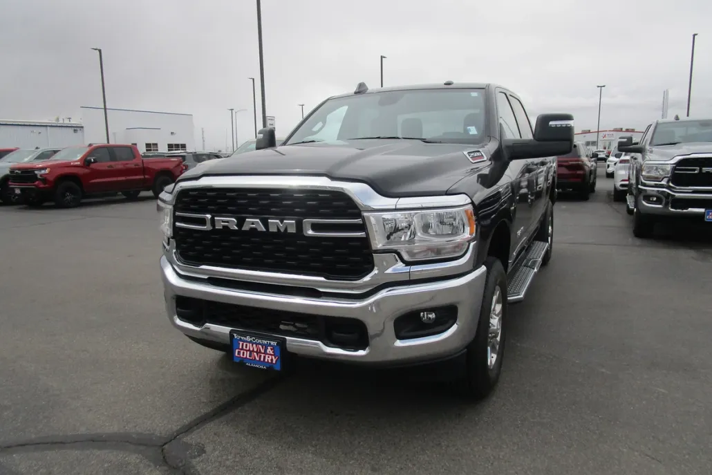 2024 Ram 2500 Big Horn photo 1