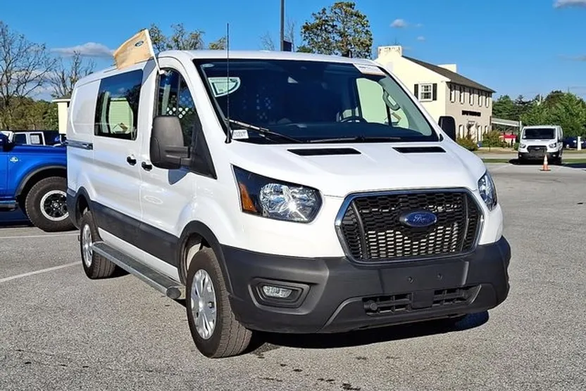 2023 Ford Transit photo 1