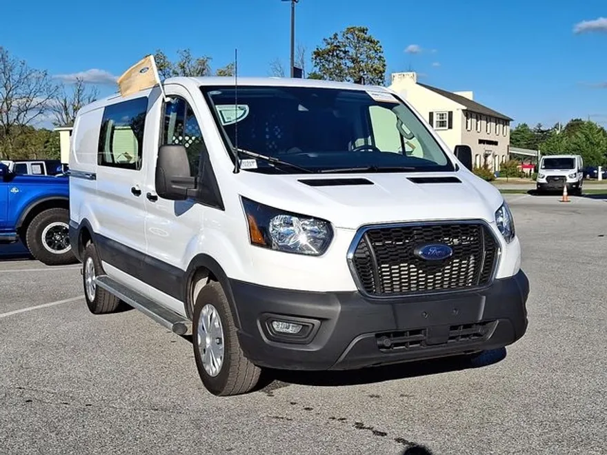 2023 Ford Transit photo 1