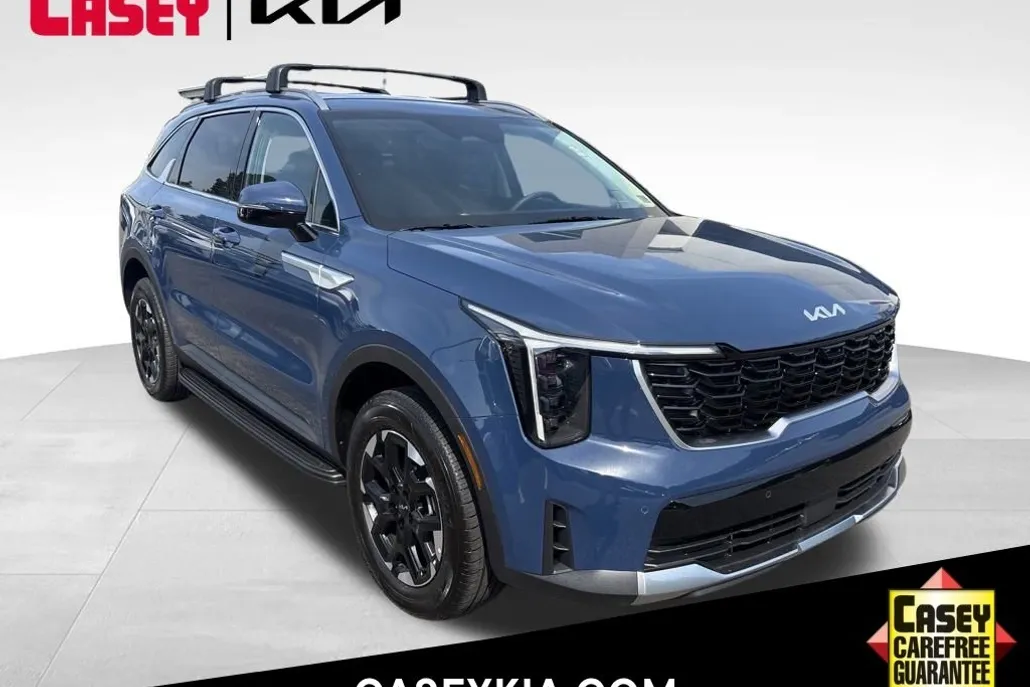2025 Kia Sorento S photo 1