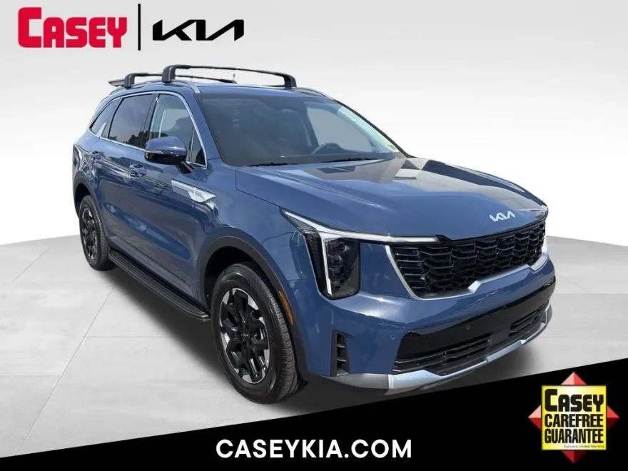 2025 Kia Sorento S photo 1