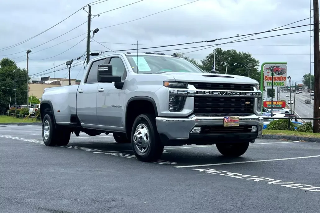 2022 Chevrolet Silverado 3500HD LT photo 1