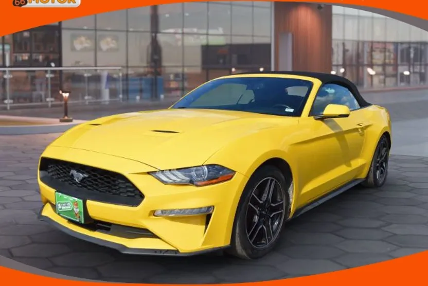 2016 Ford Mustang EcoBoost photo 1