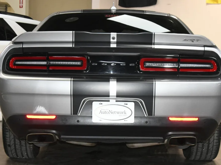 2015 Dodge Challenger SRT8 392 photo 1