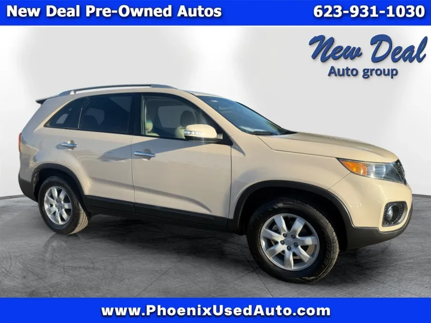 2011 Kia Sorento LX photo 1