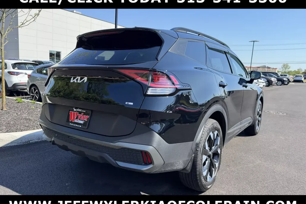 2023 Kia Sportage X-Line photo 1