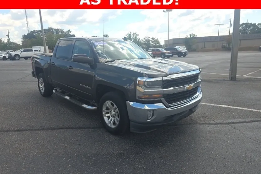 2016 Chevrolet Silverado 1500 LT photo 1