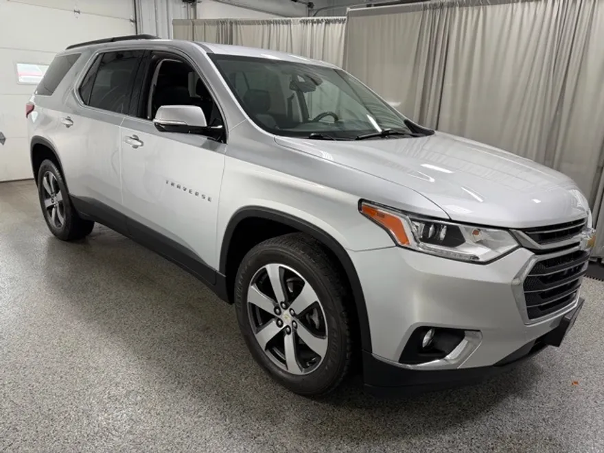 2019 Chevrolet Traverse 3LT photo 1