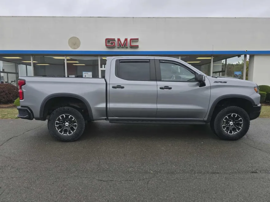 2023 Chevrolet Silverado 1500 ZR2 photo 1