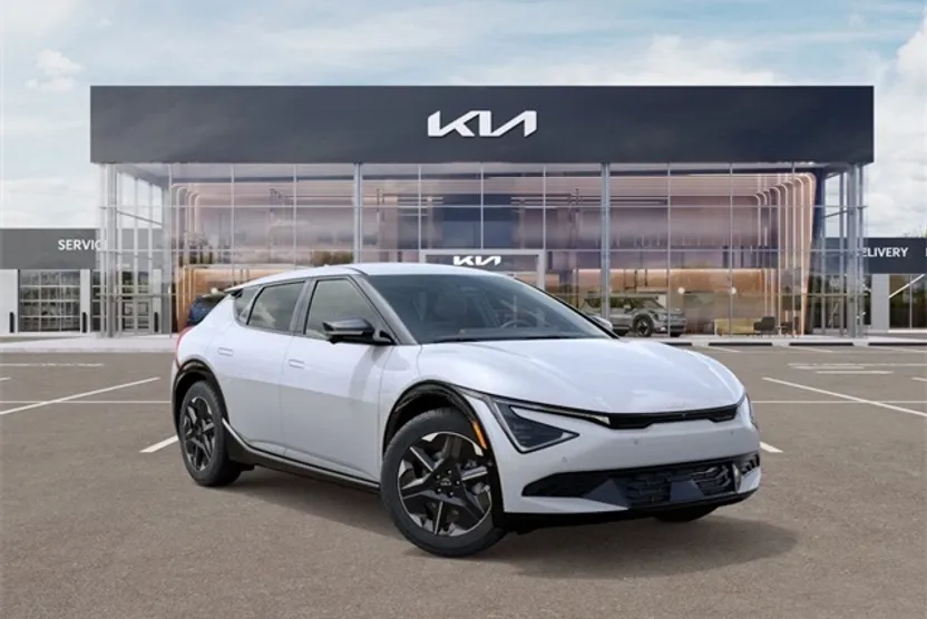 2025 Kia EV6 Wind photo 1