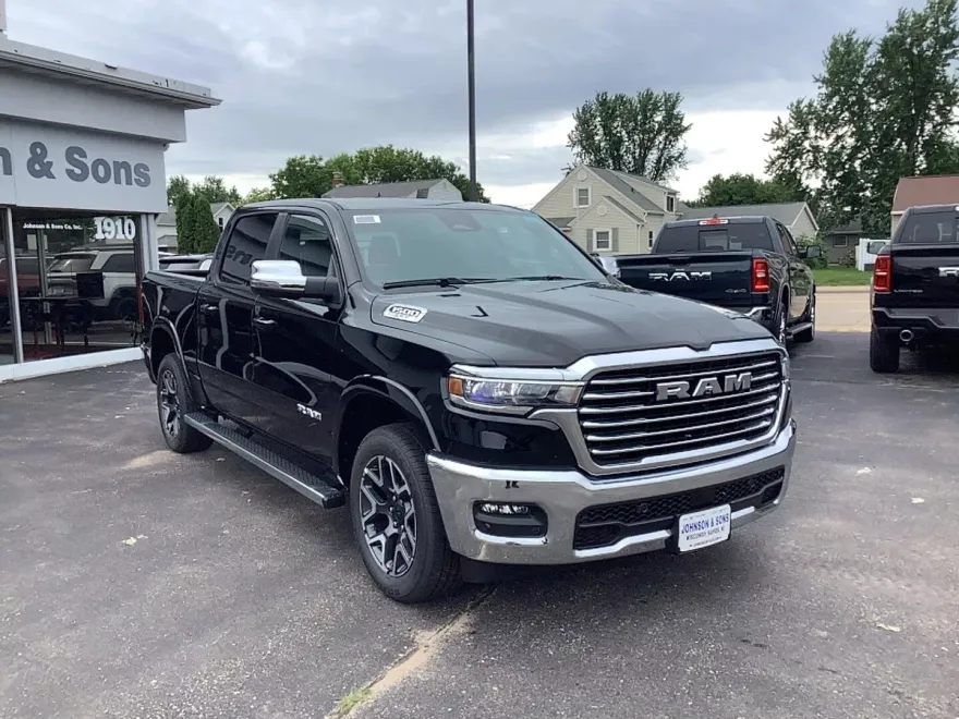 2025 Ram 1500 Laramie photo 1