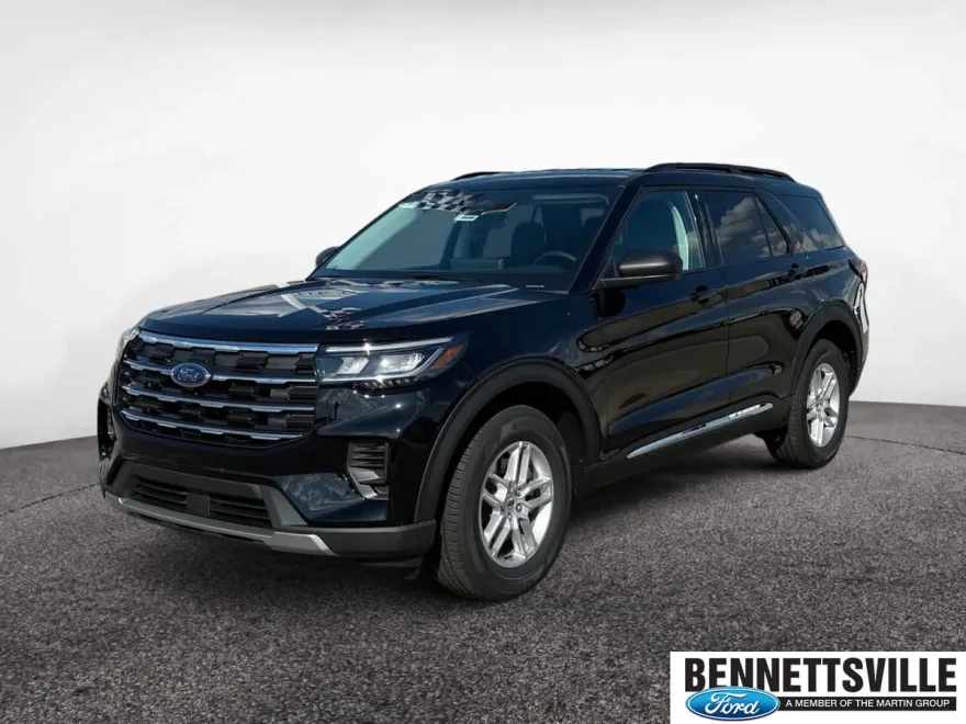 2025 Ford Explorer photo 1