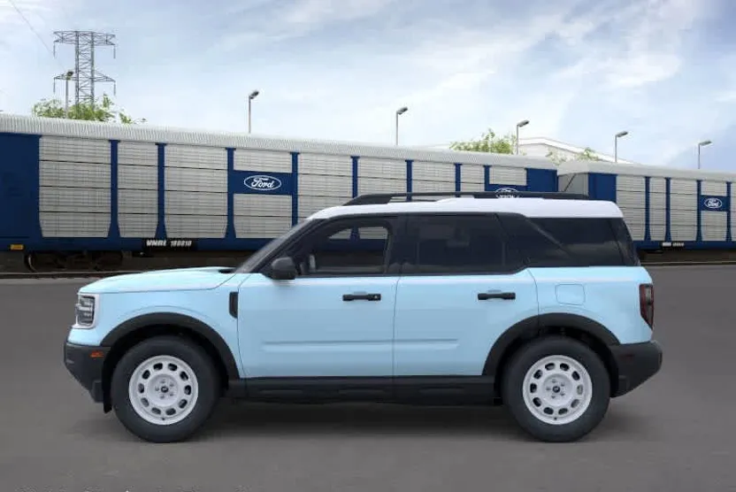 2025 Ford Bronco Sport Heritage photo 1
