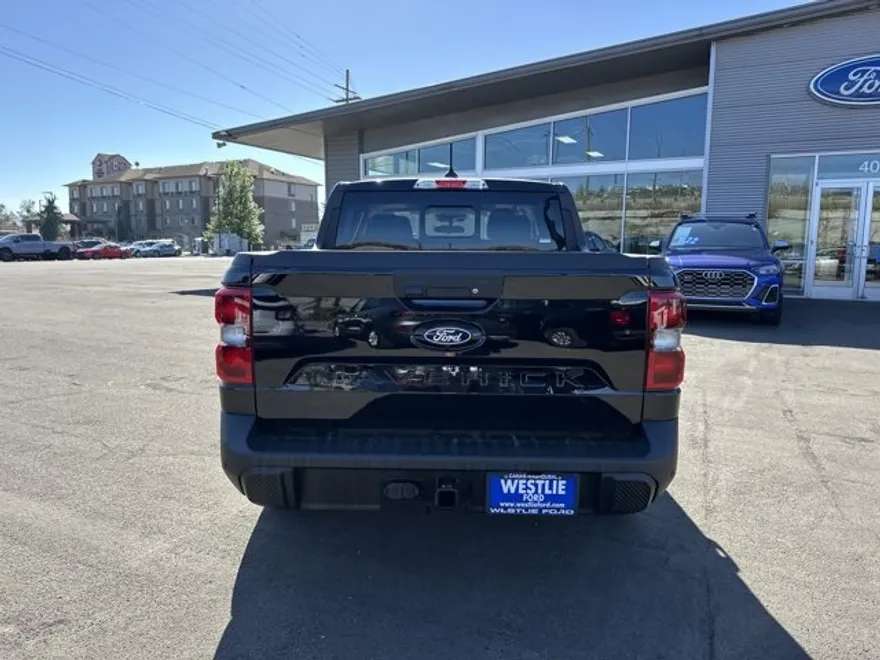 2025 Ford Maverick Lariat photo 1