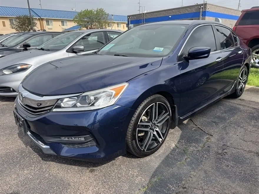 2017 Honda Accord Sport photo 1