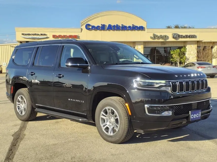 2024 Jeep Wagoneer photo 1