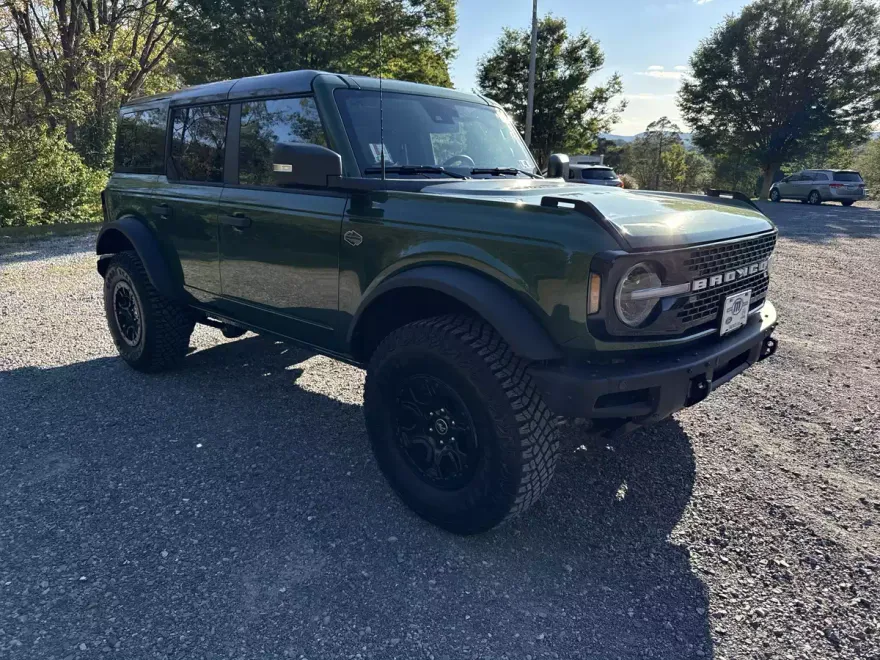2024 Ford Bronco Wildtrak photo 1