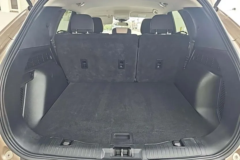 2021 Ford Escape SE Hybrid Sport photo 1