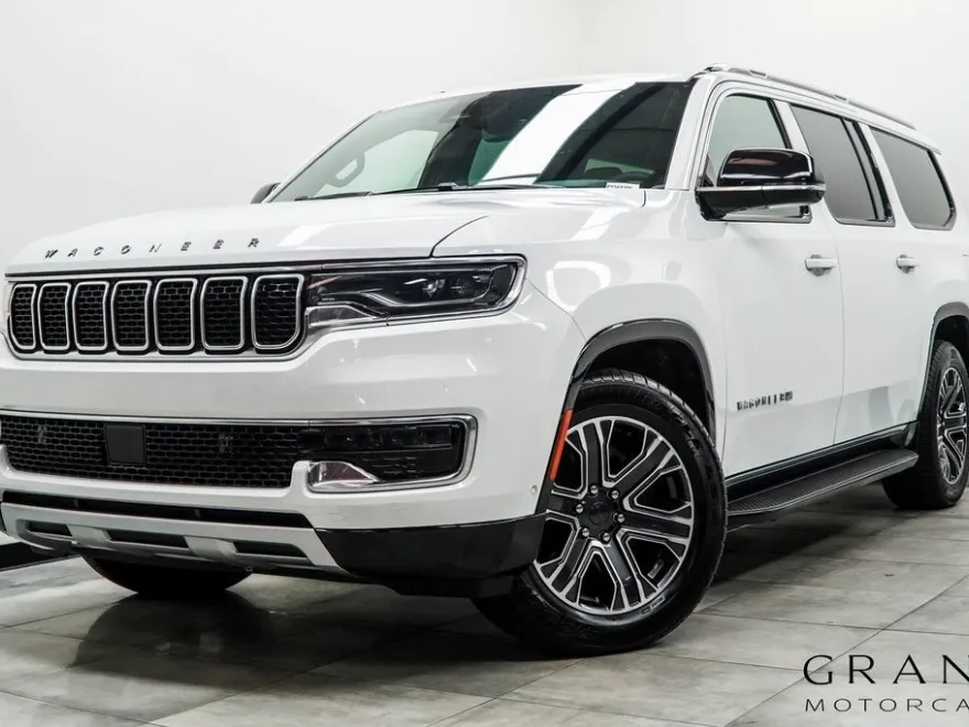2023 Jeep Wagoneer L Series II photo 1