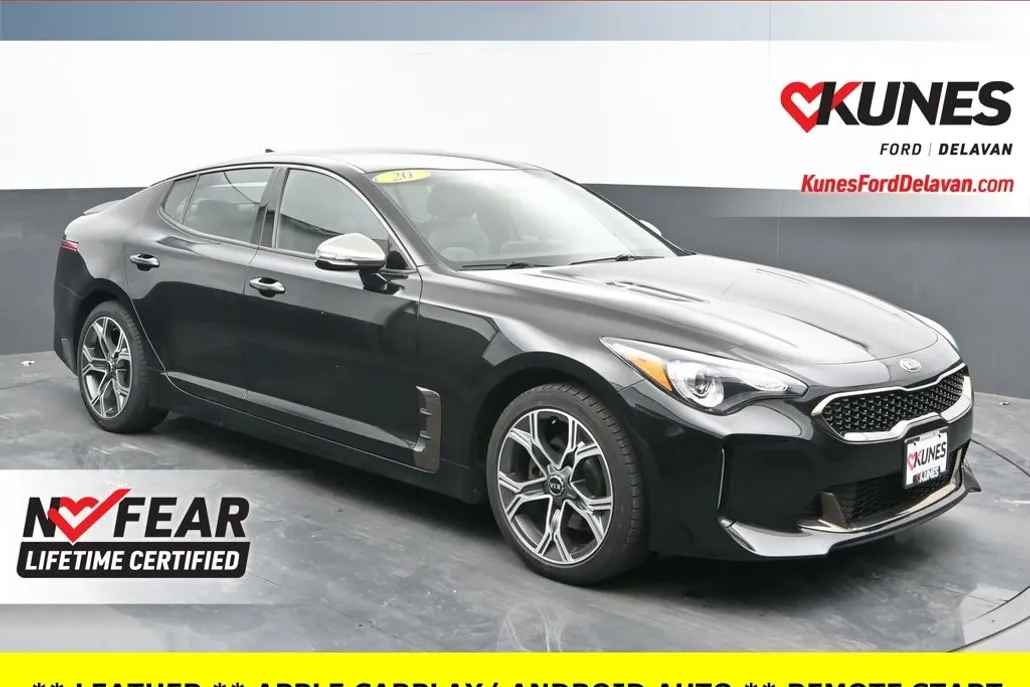 2020 Kia Stinger GT-Line photo 1