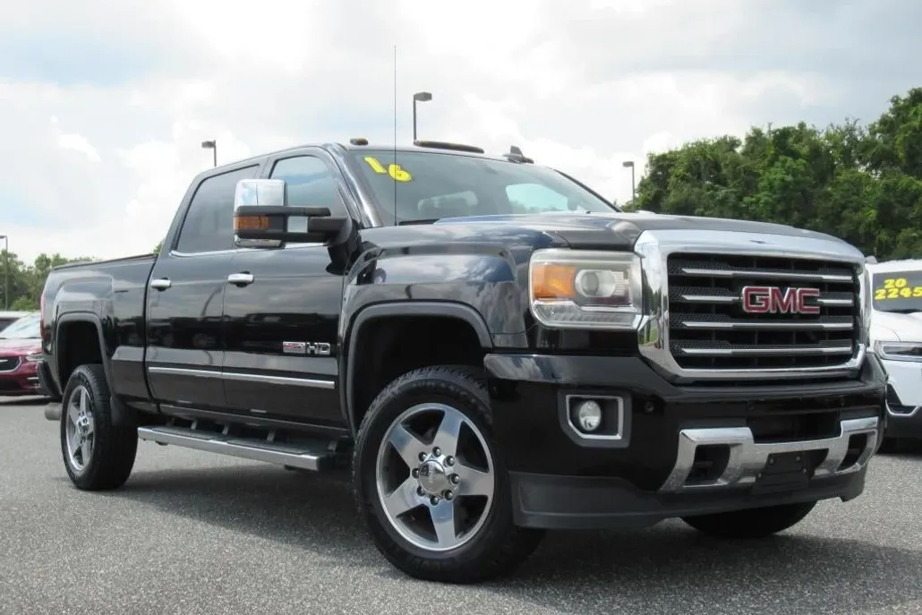 2016 Gmc Sierra SLT photo 1