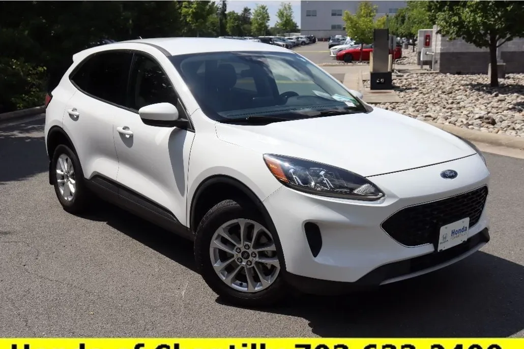 2020 Ford Escape SE photo 1