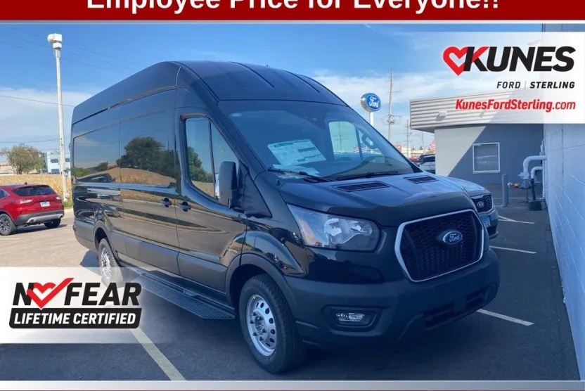 2025 Ford Transit photo 1