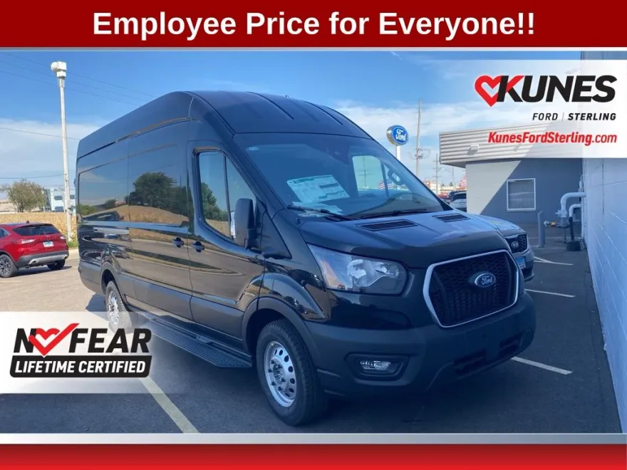 2025 Ford Transit photo 1