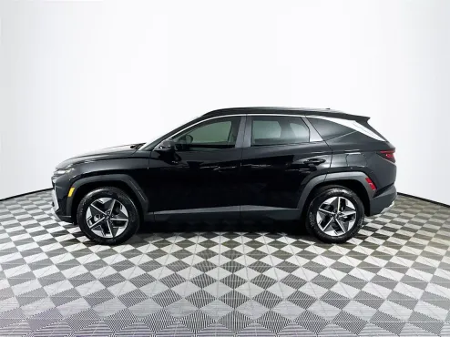 2025 Hyundai Tucson SEL photo 4