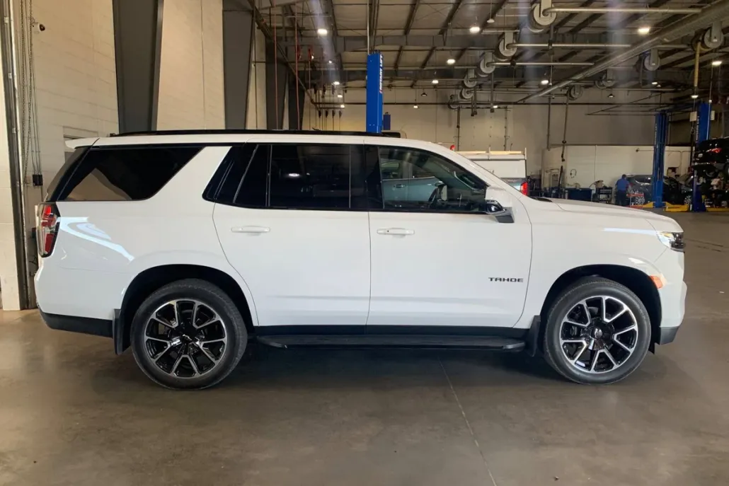 2023 Chevrolet Tahoe RST photo 1