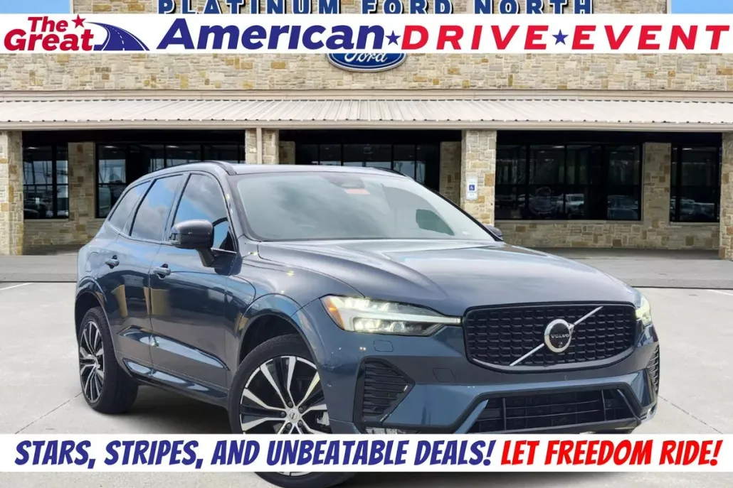 2024 Volvo XC60 B5 Plus photo 1
