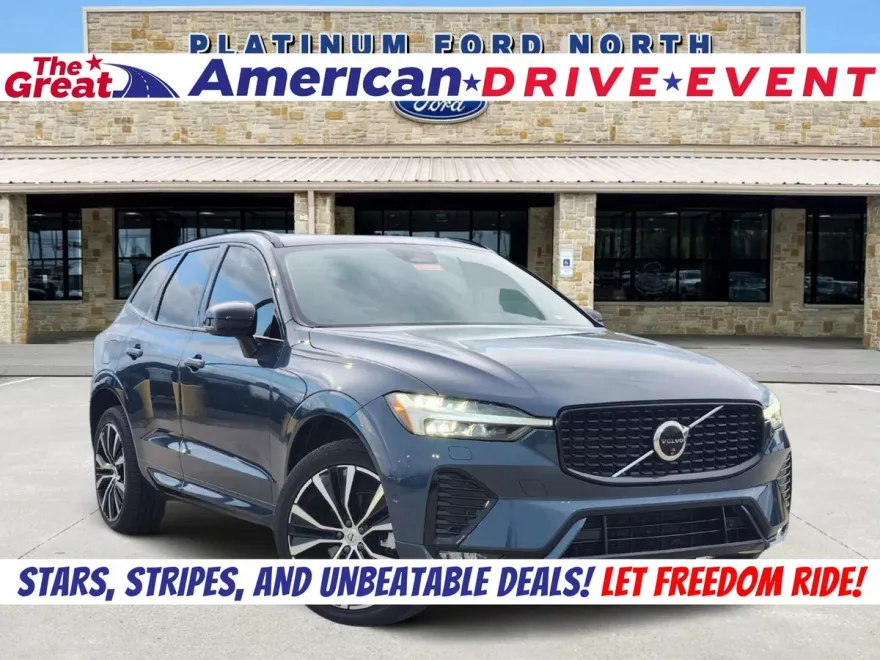 2024 Volvo XC60 B5 Plus photo 1