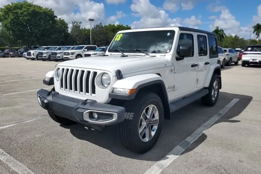 2018 Jeep Wrangler Unlimited Sahara photo 1