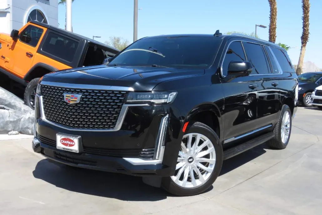 2021 Cadillac Escalade ESV Luxury photo 1