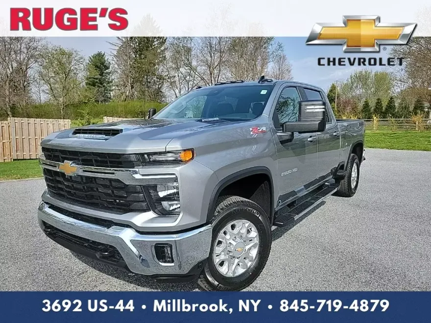 2025 Chevrolet Silverado 2500HD LT photo 1