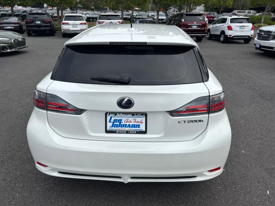 2013 Lexus CT 200h photo 1