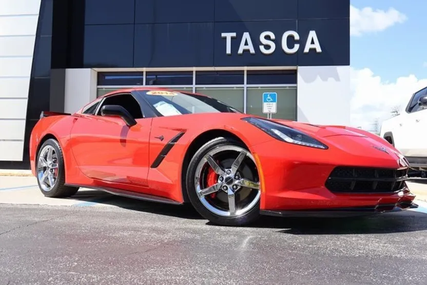 2014 Chevrolet Corvette Stingray 1LT photo 1