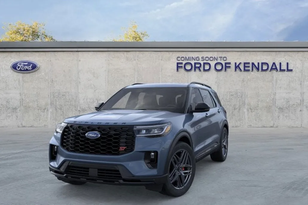 2025 Ford Explorer ST photo 1