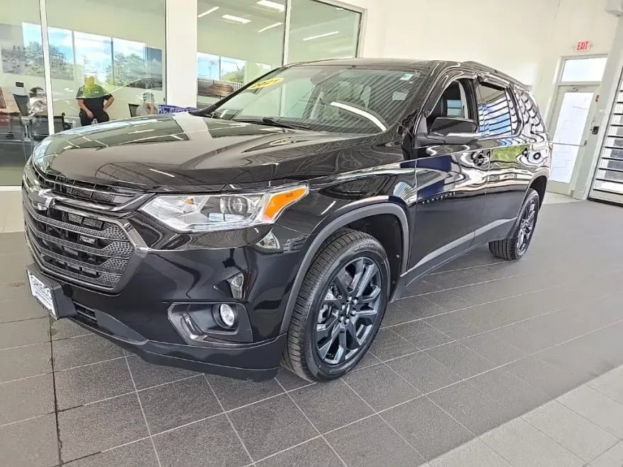 2021 Chevrolet Traverse RS photo 1
